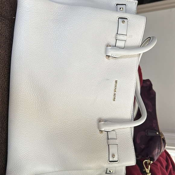 Michael Kors Addison Large Pebbled Leather Tote NWT - Picture 9 of 15